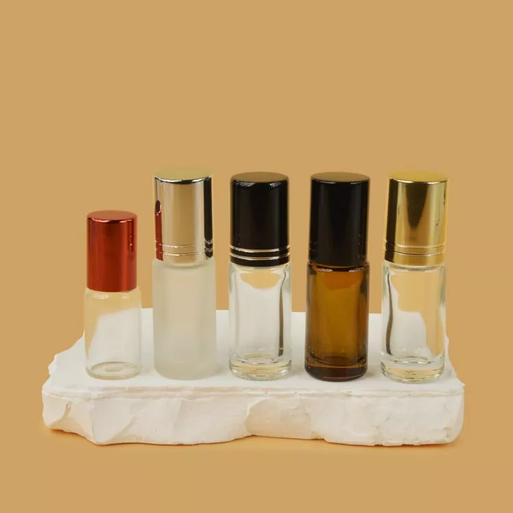 How Do Premium Essential Oil Roll On Bottles Protect Essential Oil Activity During Daily Carry & Long-Distance Travel?